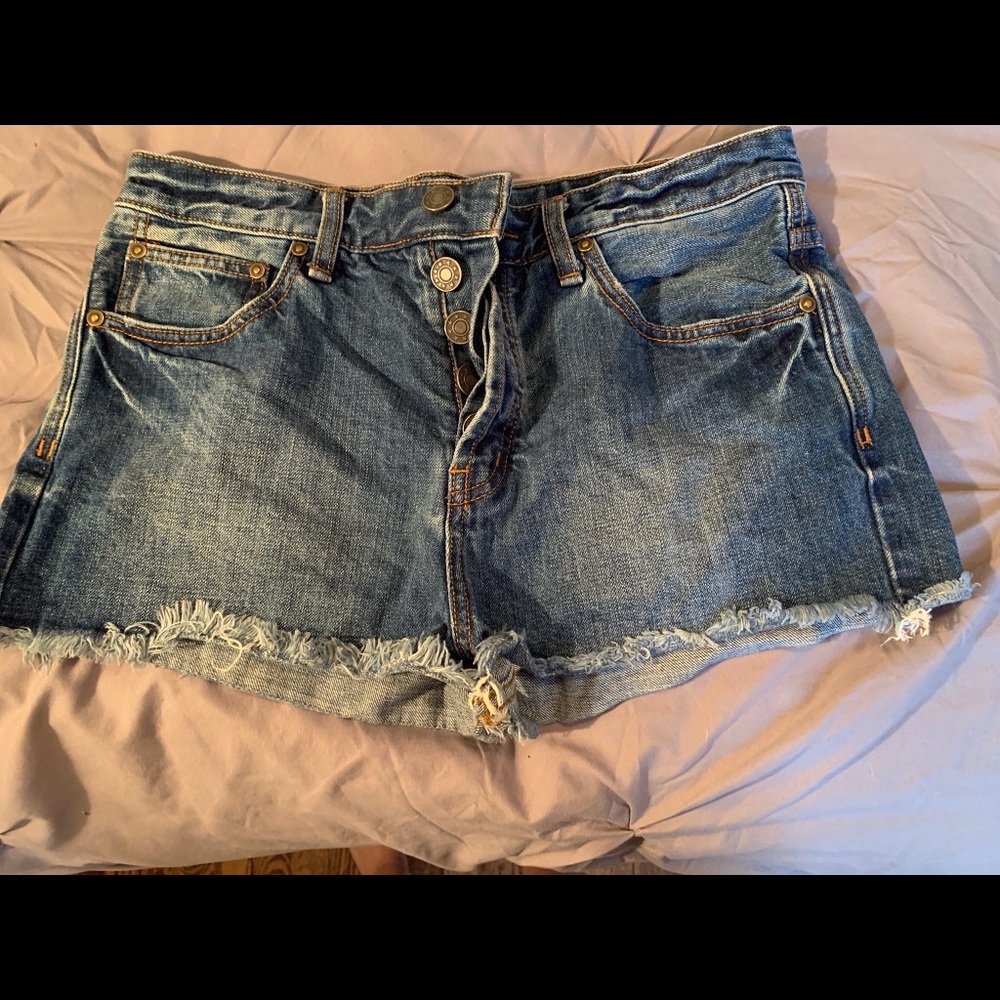 Free people size 29 jean shorts